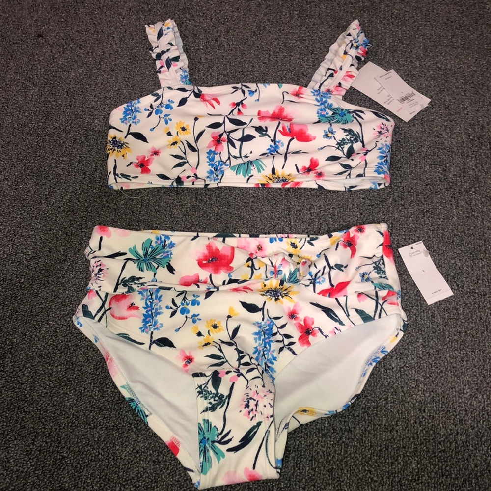 Oldnavy’s Kids 2 Piece Bathing Suit